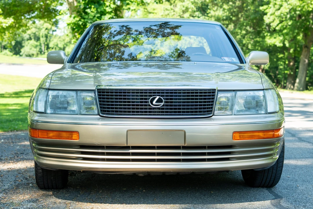 1992 Lexus LS 1st Gen - Image 2 of 31