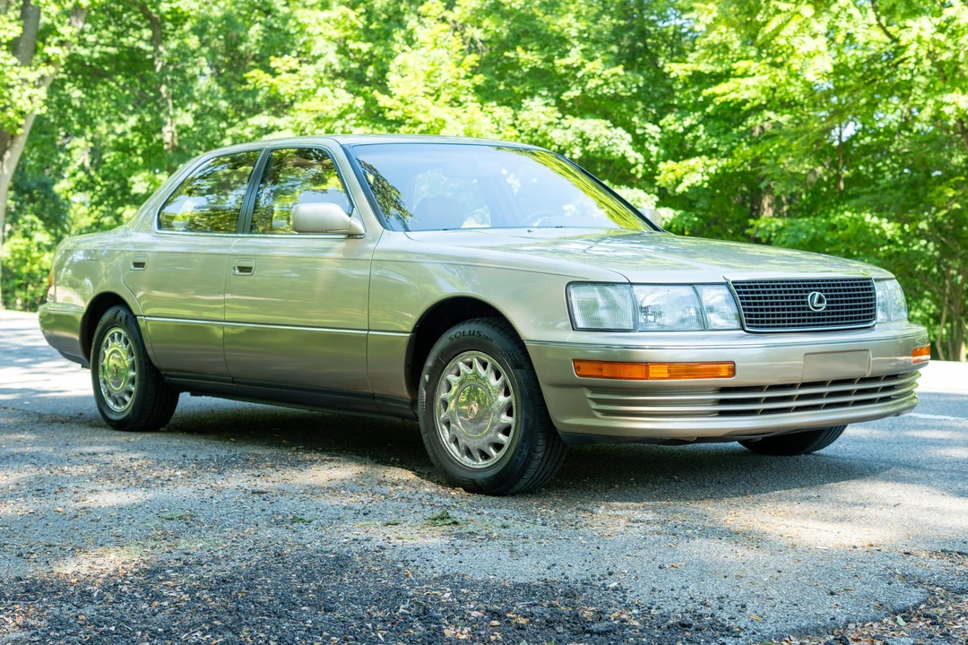 1992 Lexus LS 1st Gen - Image 4 of 31