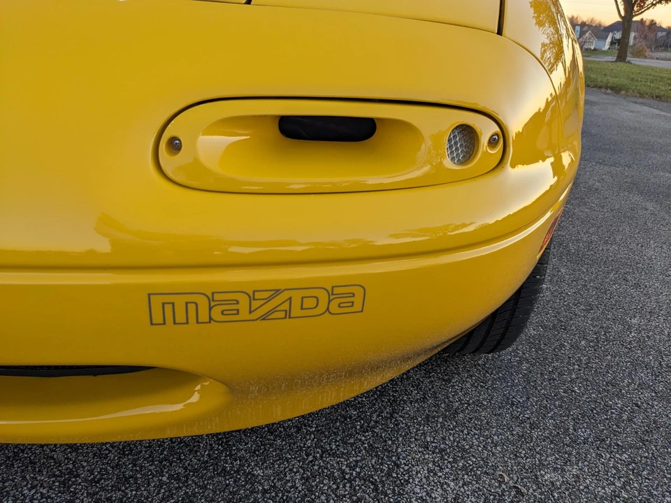1992 Mazda NA MX-5 Miata - Image 26 of 31