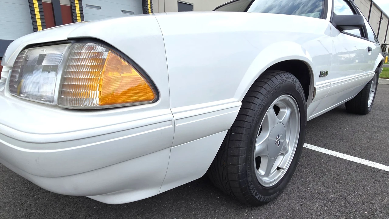 1993 Ford Mustang 3rd Gen - Image 15 of 31