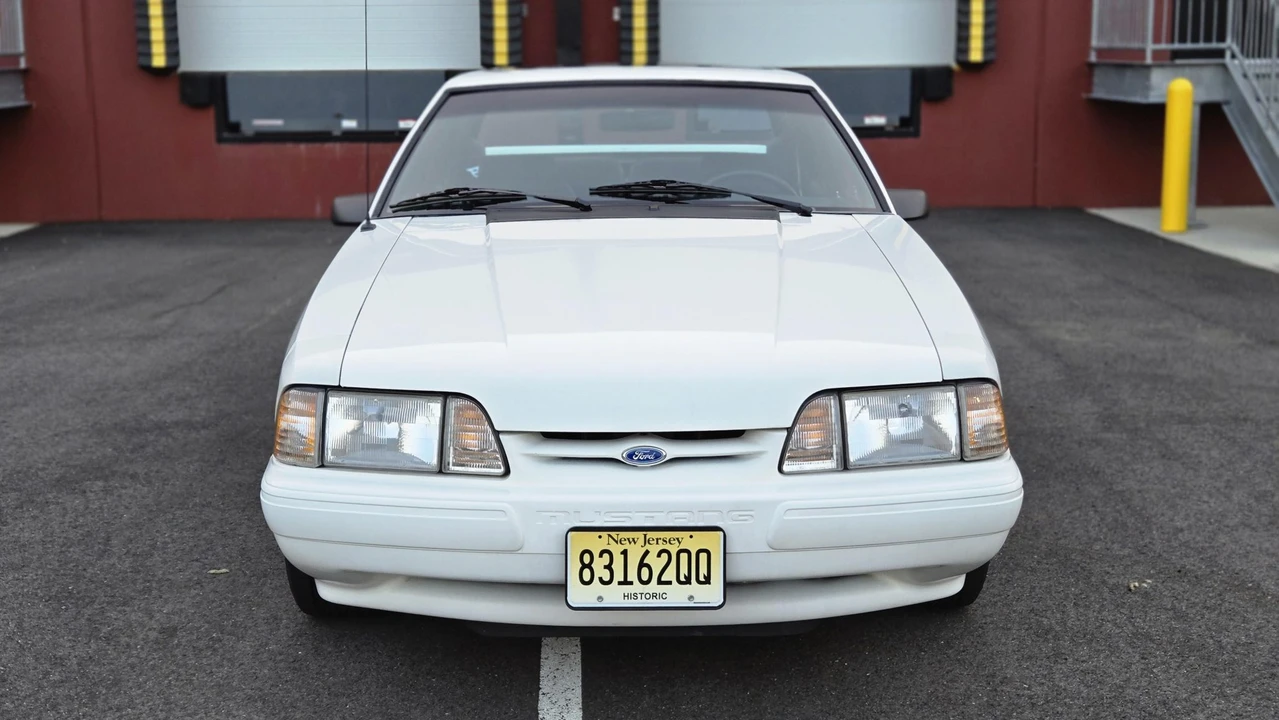 1993 Ford Mustang 3rd Gen - Image 4 of 31