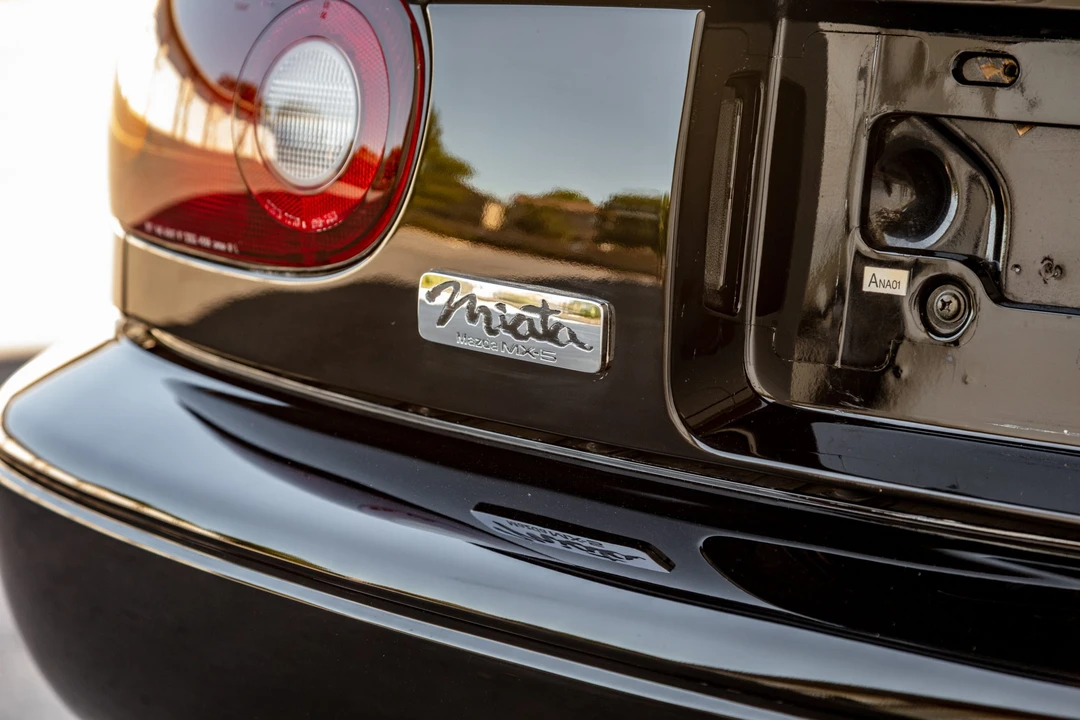 1993 Mazda NA MX-5 Miata - Image 26 of 31