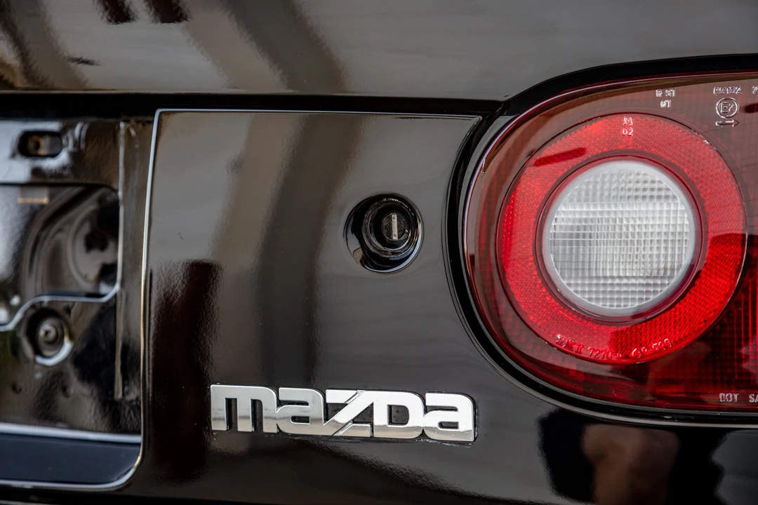 1993 Mazda NA MX-5 Miata - Image 29 of 31