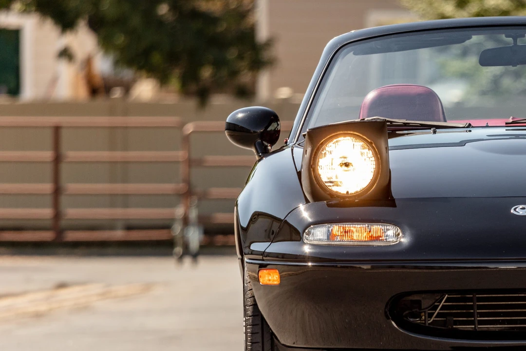 1993 Mazda NA MX-5 Miata - Image 17 of 31