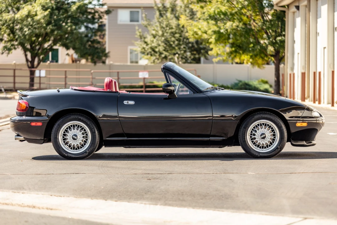 1993 Mazda NA MX-5 Miata - Image 6 of 31