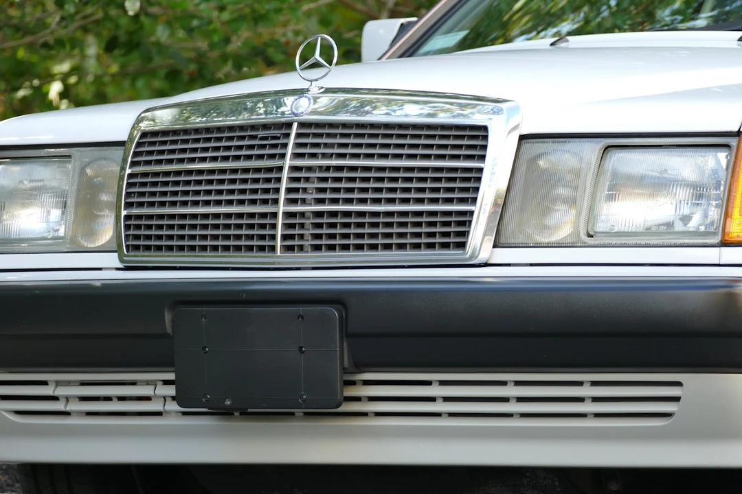 1993 Mercedes-Benz 190E - Image 29 of 31