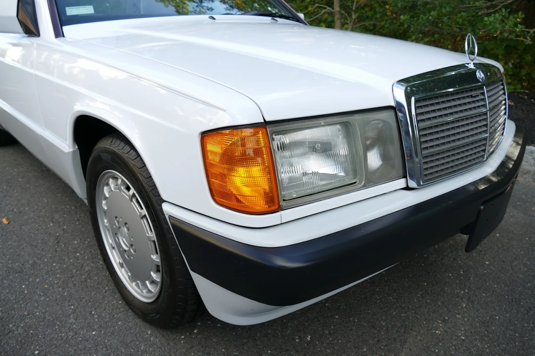 1993 Mercedes-Benz 190E - Image 31 of 31