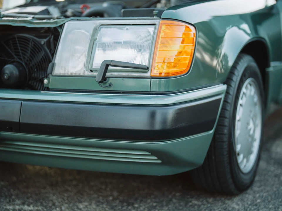 1993 Mercedes-Benz W124 E-Class - Image 23 of 31