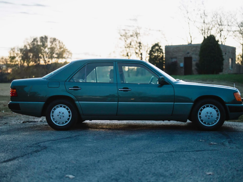 1993 Mercedes-Benz W124 E-Class - Image 17 of 31