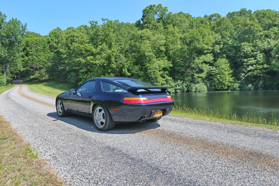 1993 Porsche 928 GTS - Image 24 of 31