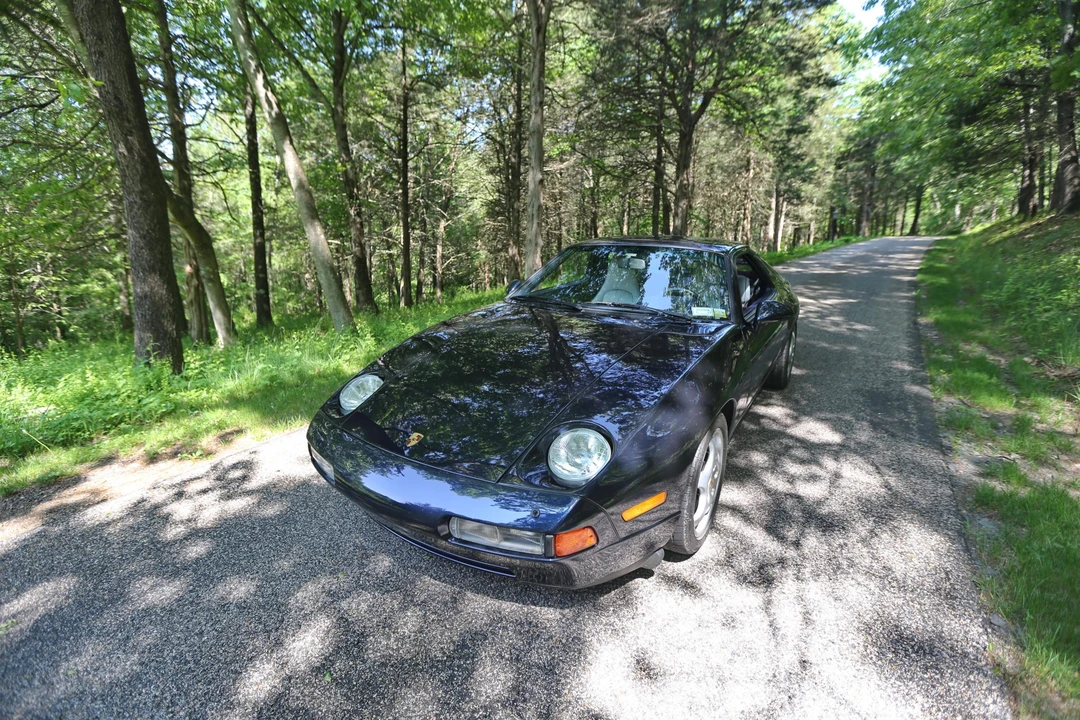 1993 Porsche 928 GTS - Image 2 of 31