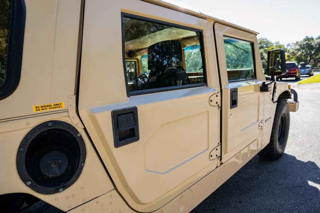 1994 Hummer Hummer H1 - Image 14 of 31