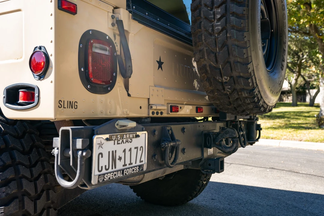 1994 Hummer Hummer H1 - Image 24 of 31