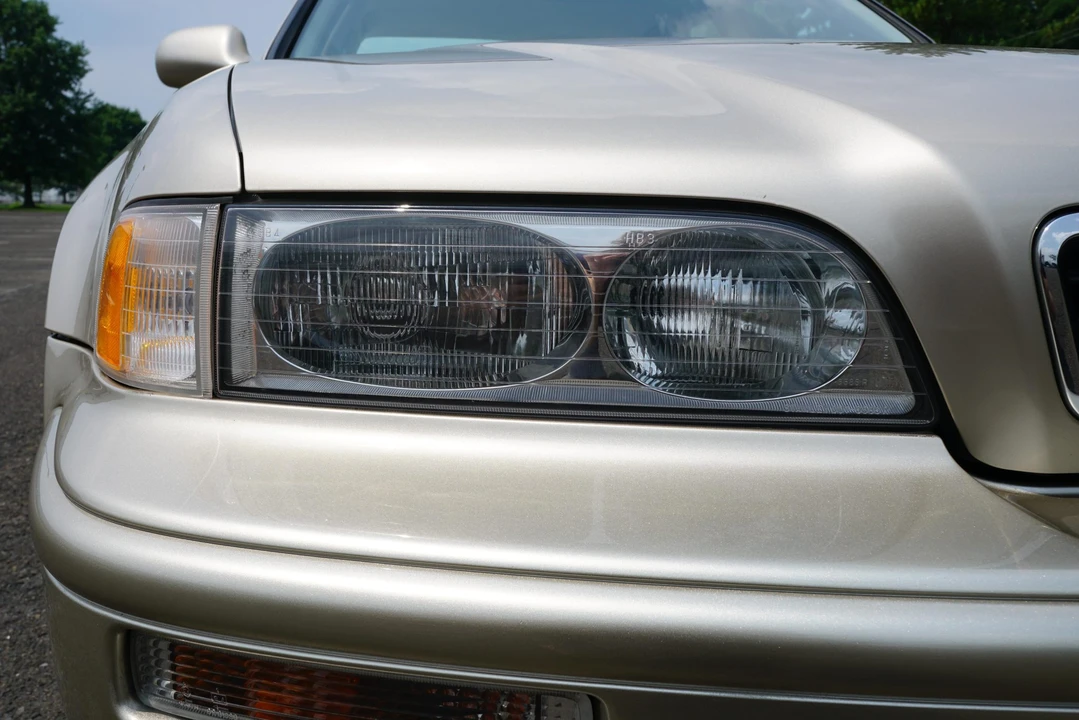 1994 Acura Legend 2nd Gen - Image 14 of 31