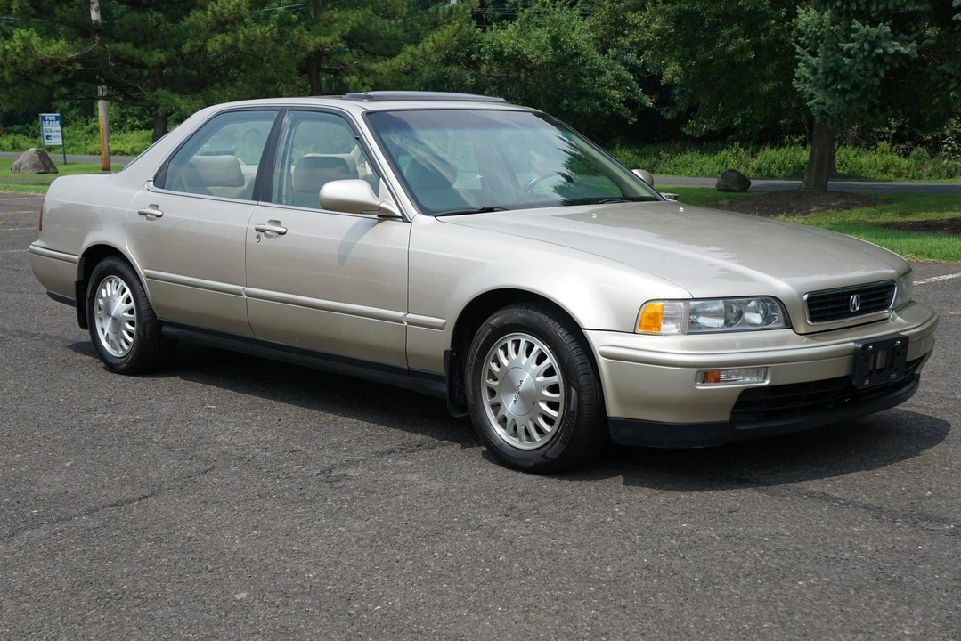 1994 Acura Legend 2nd Gen - Image 3 of 31
