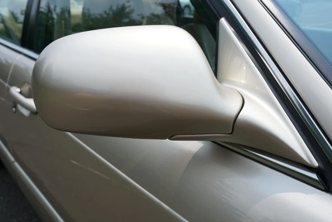 1994 Acura Legend 2nd Gen - Image 17 of 31