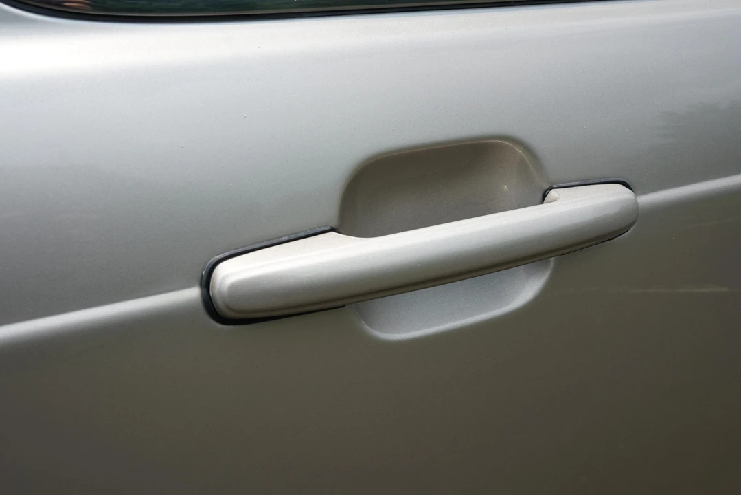 1994 Acura Legend 2nd Gen - Image 18 of 31