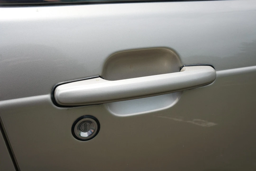 1994 Acura Legend 2nd Gen - Image 19 of 31