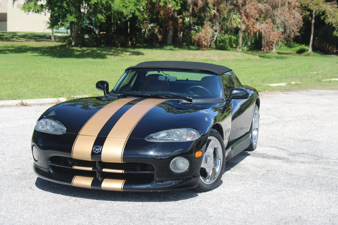 1994 Dodge Viper 1st Gen - Image 2 of 31