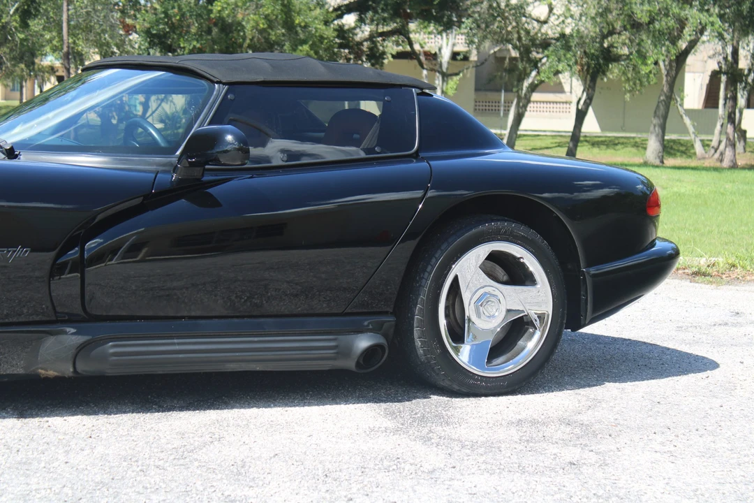 1994 Dodge Viper 1st Gen - Image 26 of 31