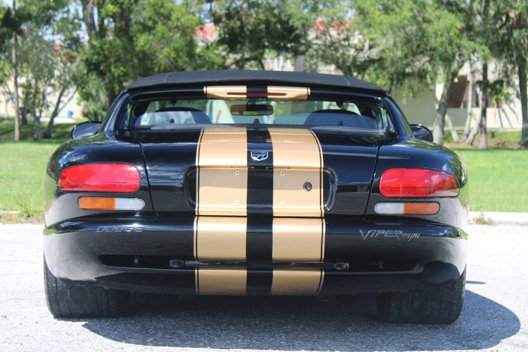 1994 Dodge Viper 1st Gen - Image 14 of 31