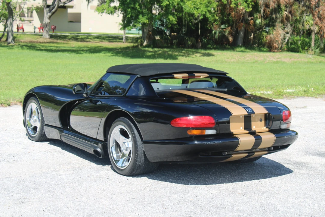 1994 Dodge Viper 1st Gen - Image 12 of 31