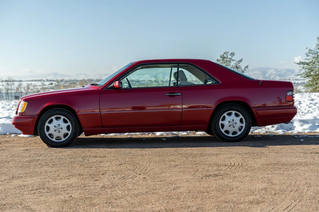1994 Mercedes-Benz W124 E-Class - Image 11 of 31