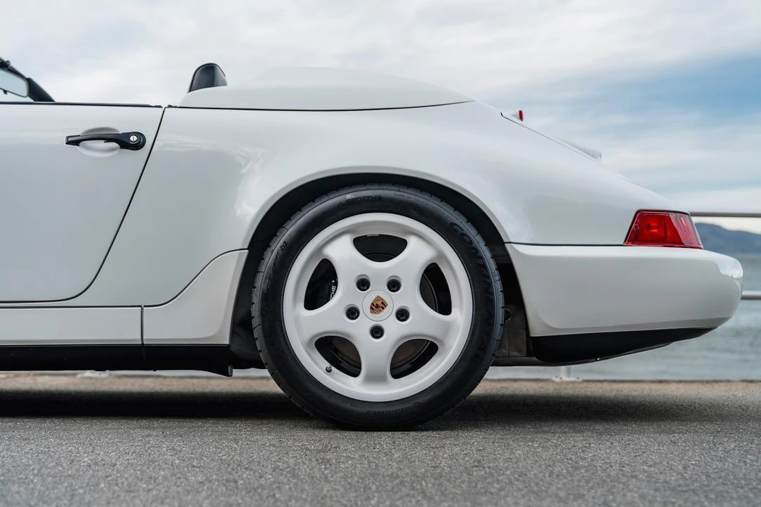 1994 Porsche 964 Carrera - Image 31 of 31