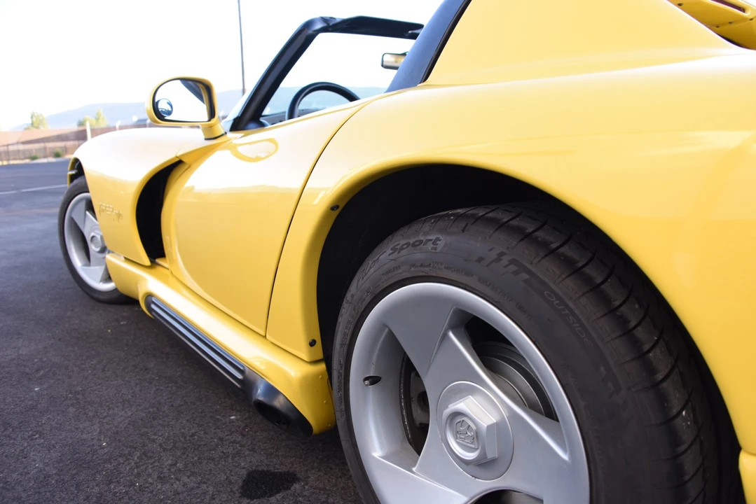 1995 Dodge Viper 1st Gen - Image 13 of 31