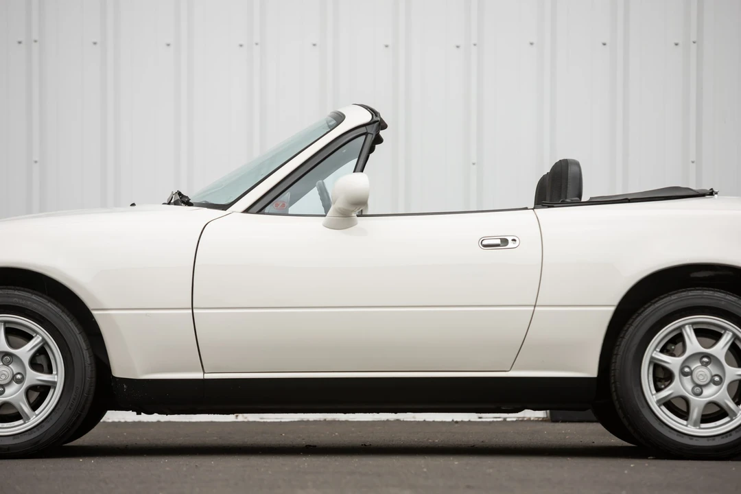 1995 Mazda NA MX-5 Miata - Image 29 of 31