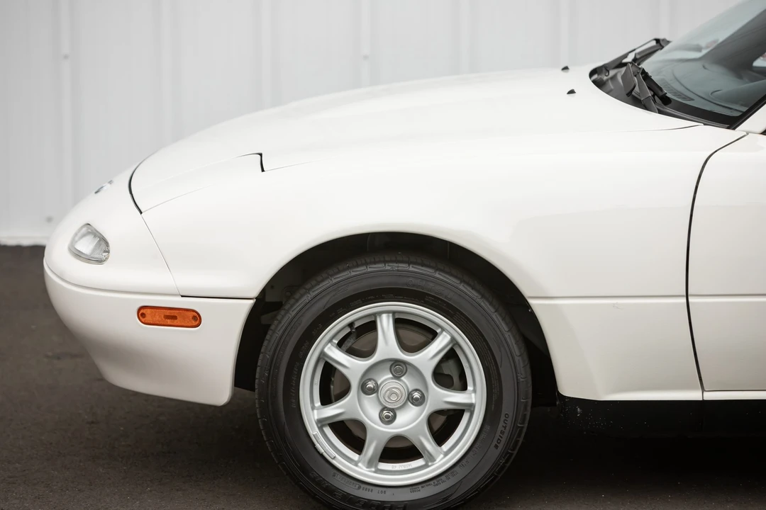 1995 Mazda NA MX-5 Miata - Image 26 of 31
