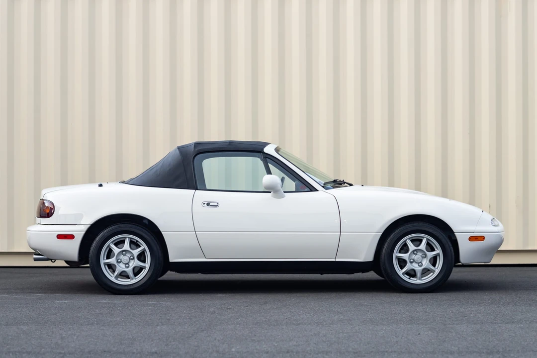 1995 Mazda NA MX-5 Miata - Image 12 of 31