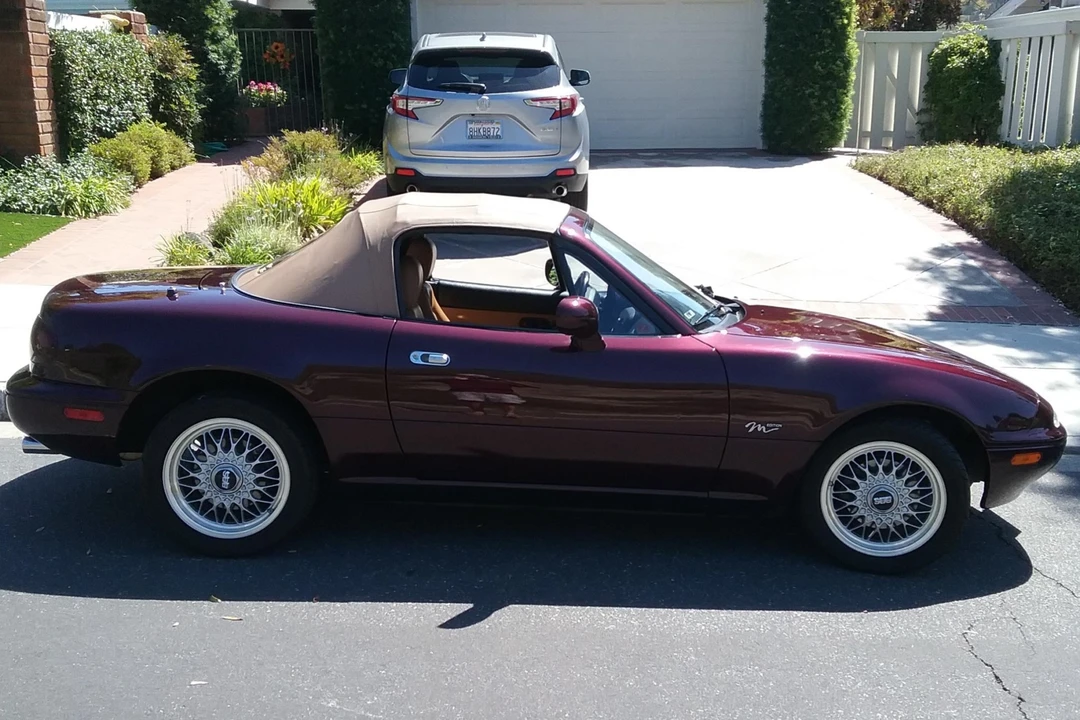 1995 Mazda NA MX-5 Miata - Image 6 of 31
