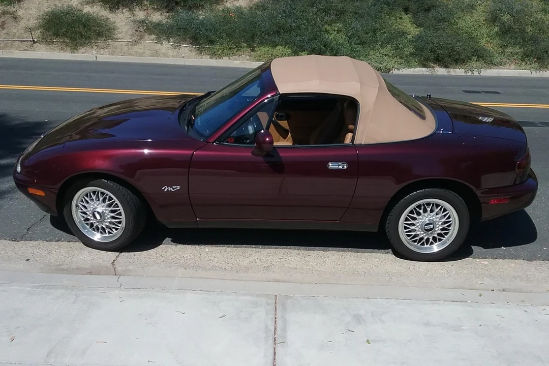 1995 Mazda NA MX-5 Miata - Image 4 of 31
