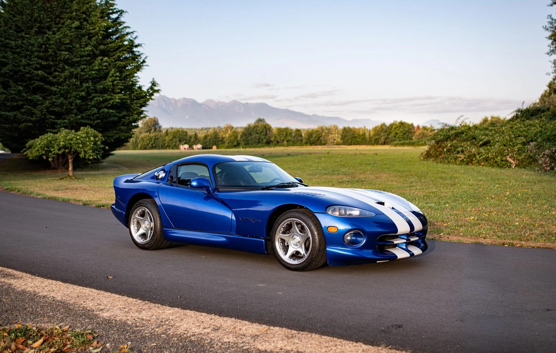 1996 Dodge Viper GTS 2nd Gen - Image 25 of 31