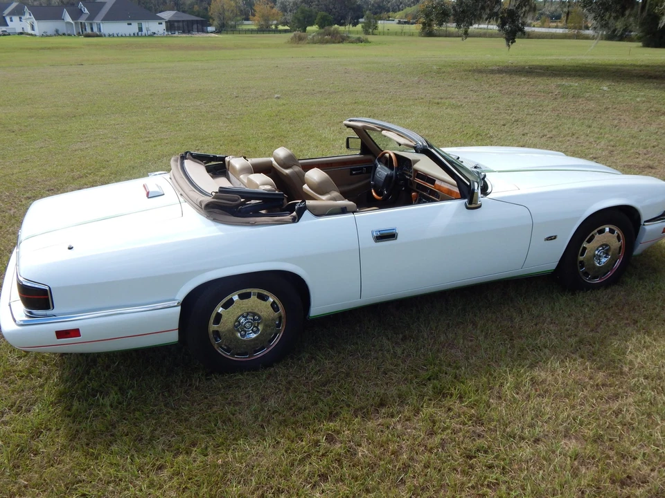1996 Jaguar XJS Convertible - Image 10 of 31