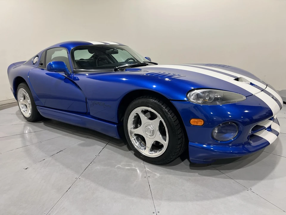1997 Dodge Viper GTS 2nd Gen - Image 13 of 31