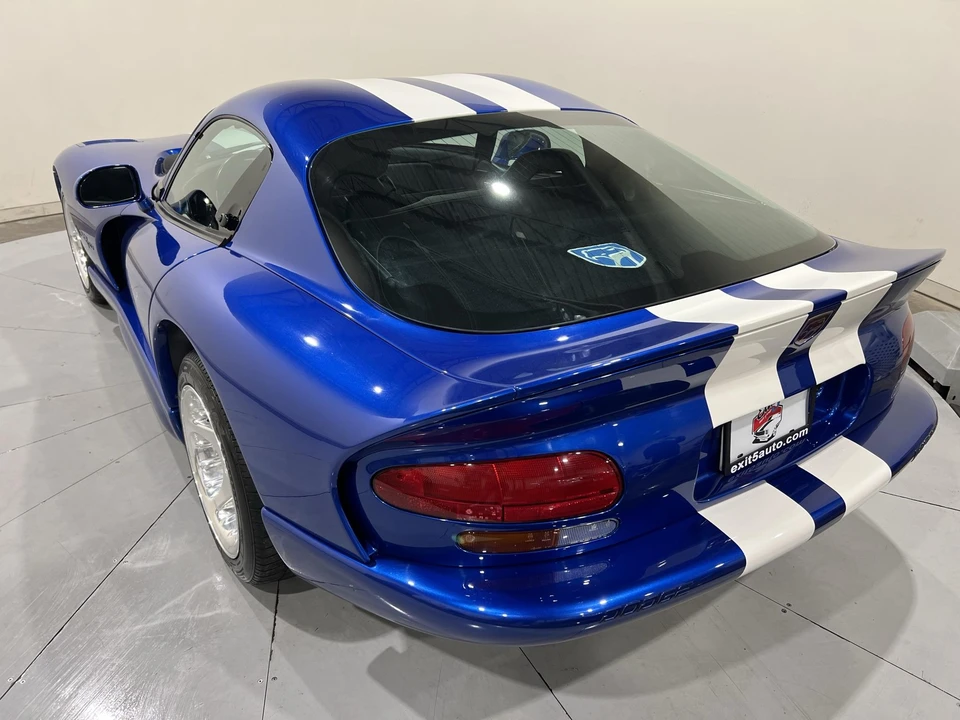 1997 Dodge Viper GTS 2nd Gen - Image 5 of 31