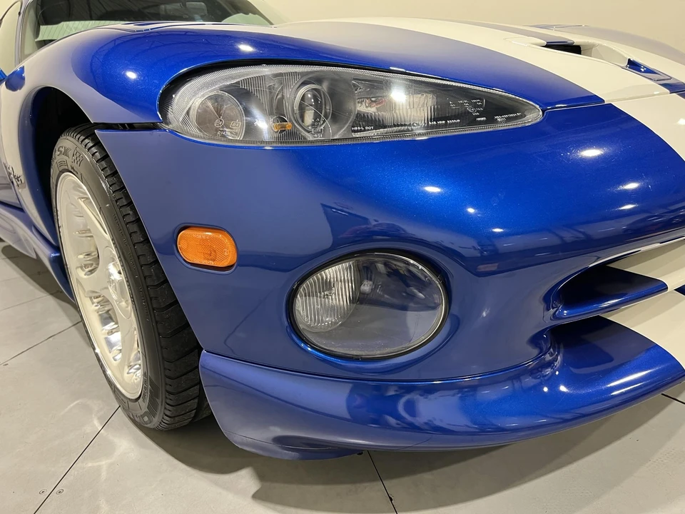 1997 Dodge Viper GTS 2nd Gen - Image 30 of 31