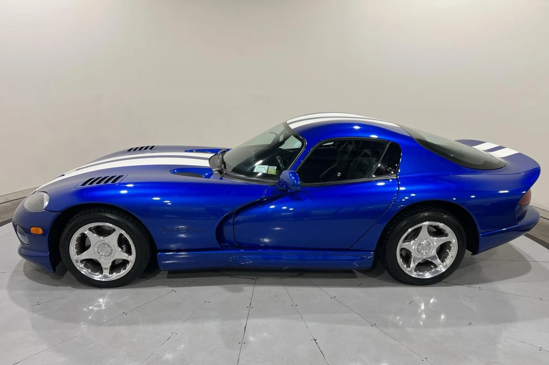 1997 Dodge Viper GTS 2nd Gen - Image 3 of 31