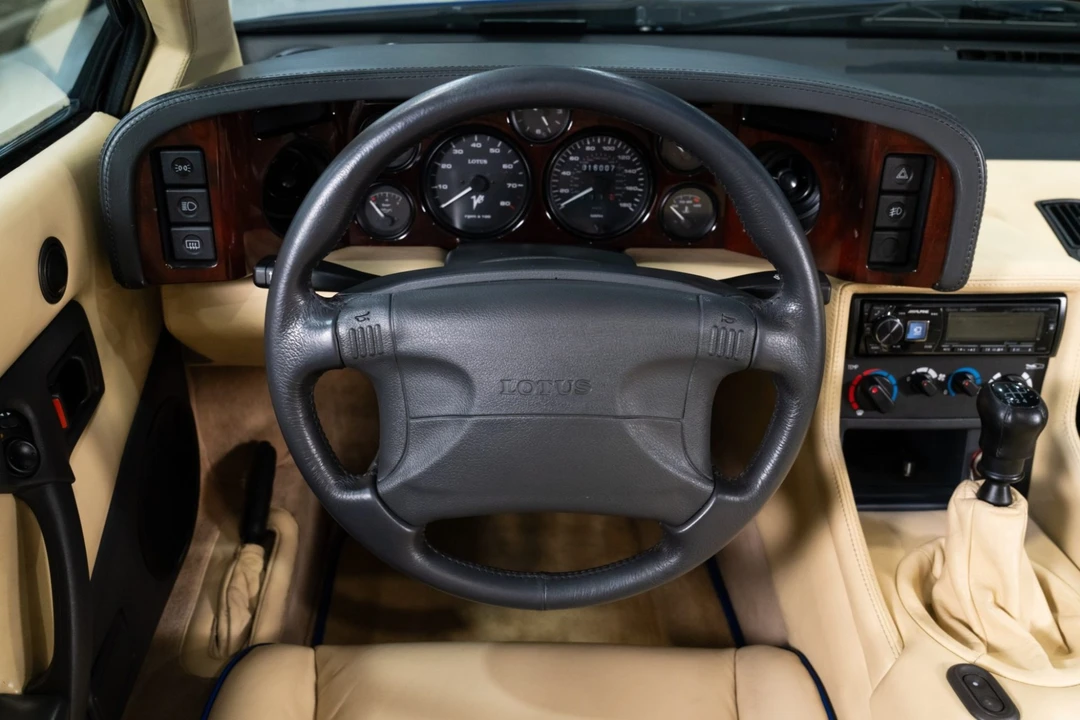1997 Lotus Esprit Series 4 - Image 5 of 7