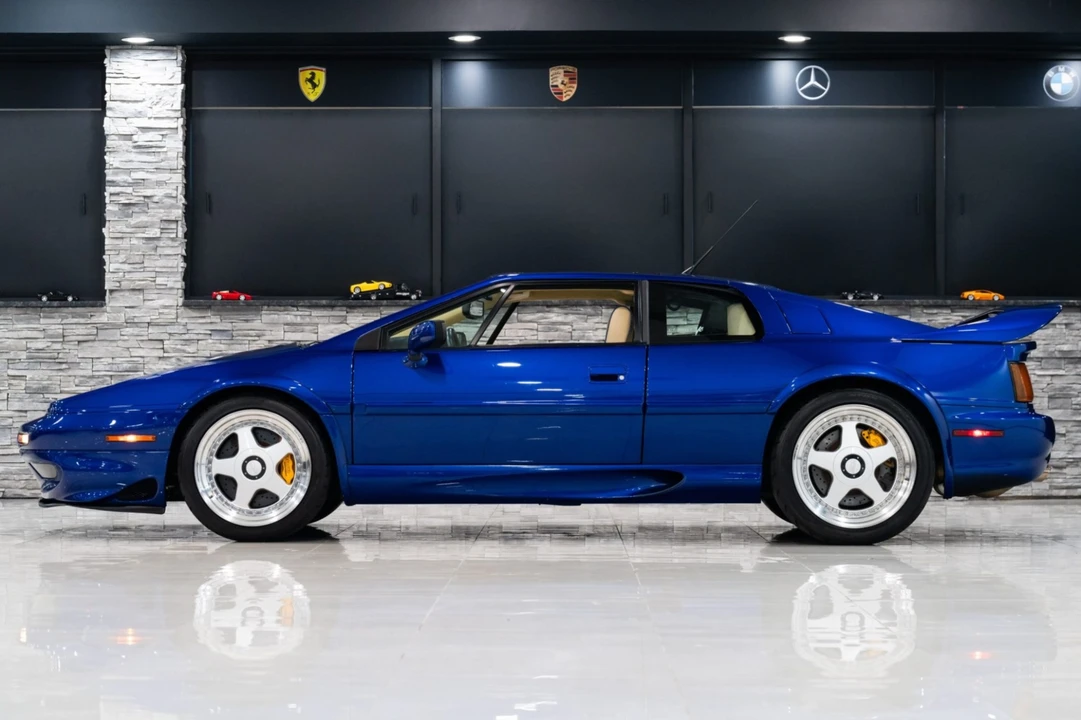 1997 Lotus Esprit Series 4 - Image 3 of 7
