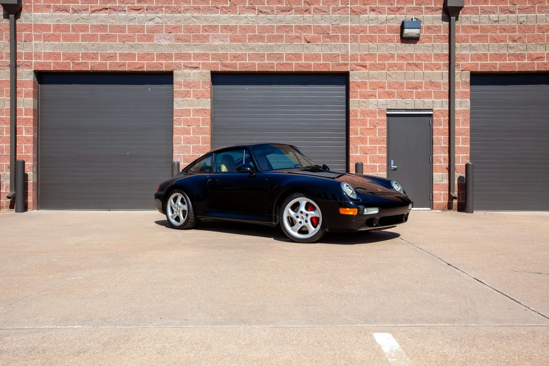 1997 Porsche 993 Carrera 4S - Image 7 of 31