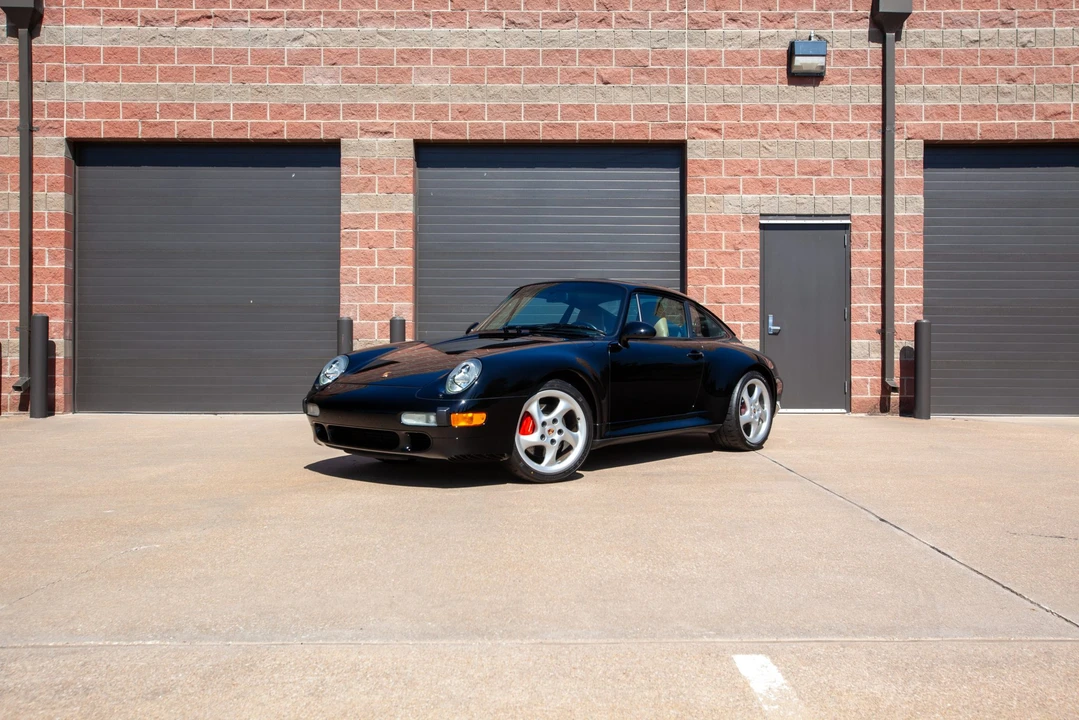 1997 Porsche 993 Carrera 4S - Image 3 of 31