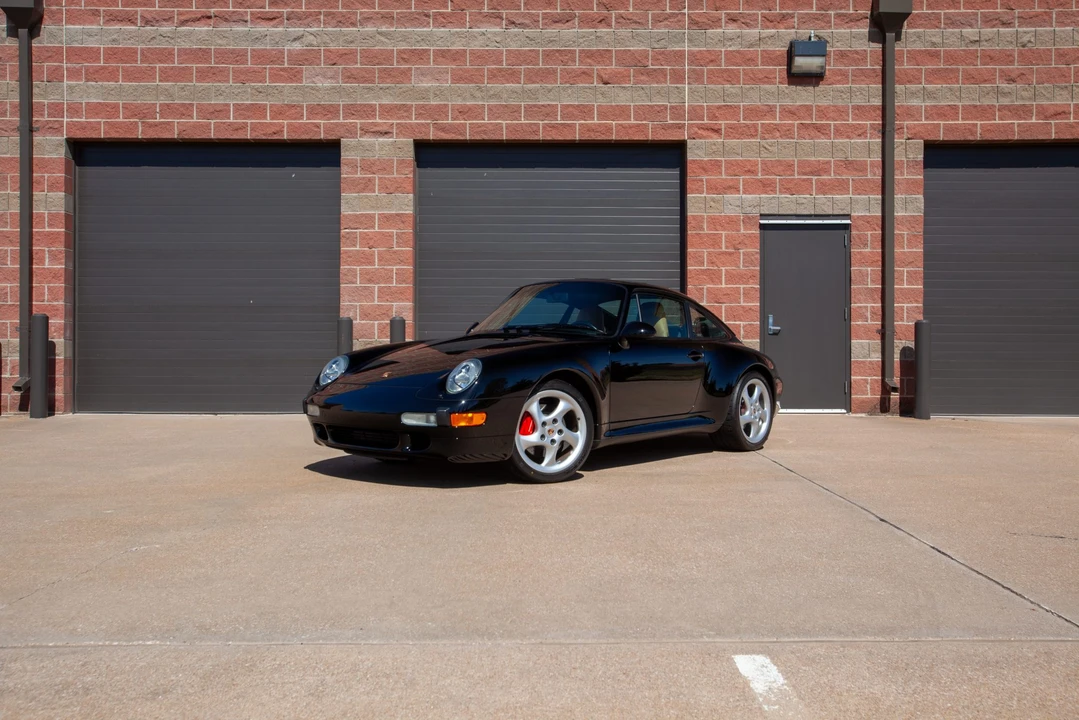 1997 Porsche 993 Carrera 4S - Image 2 of 31