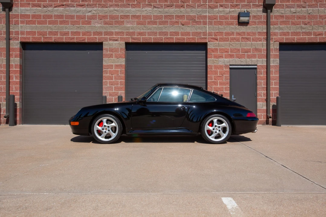 1997 Porsche 993 Carrera 4S - Image 14 of 31
