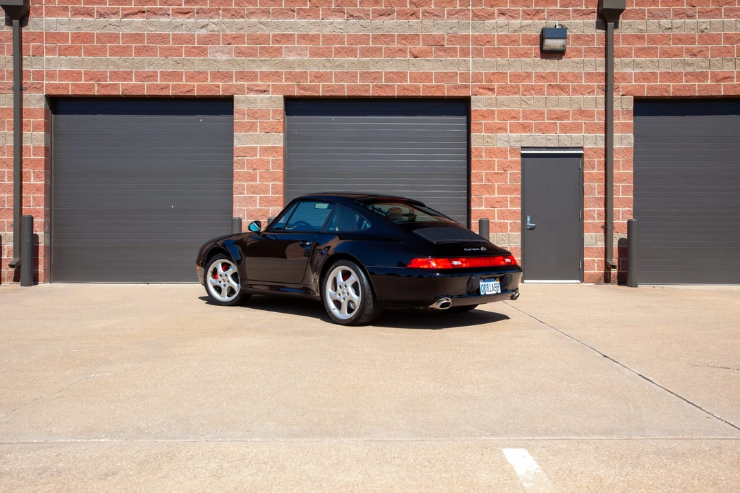 1997 Porsche 993 Carrera 4S - Image 13 of 31