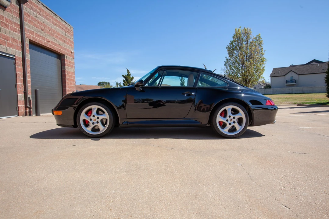 1997 Porsche 993 Carrera 4S - Image 26 of 31