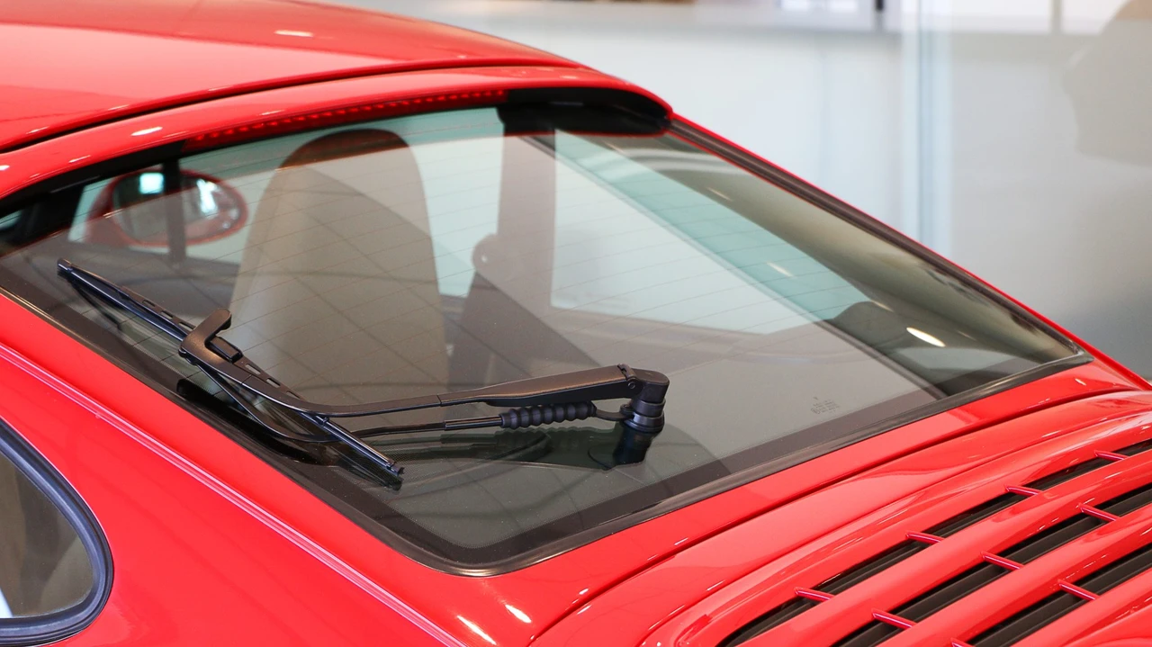 1997 Porsche 993 Carrera 4S - Image 30 of 31