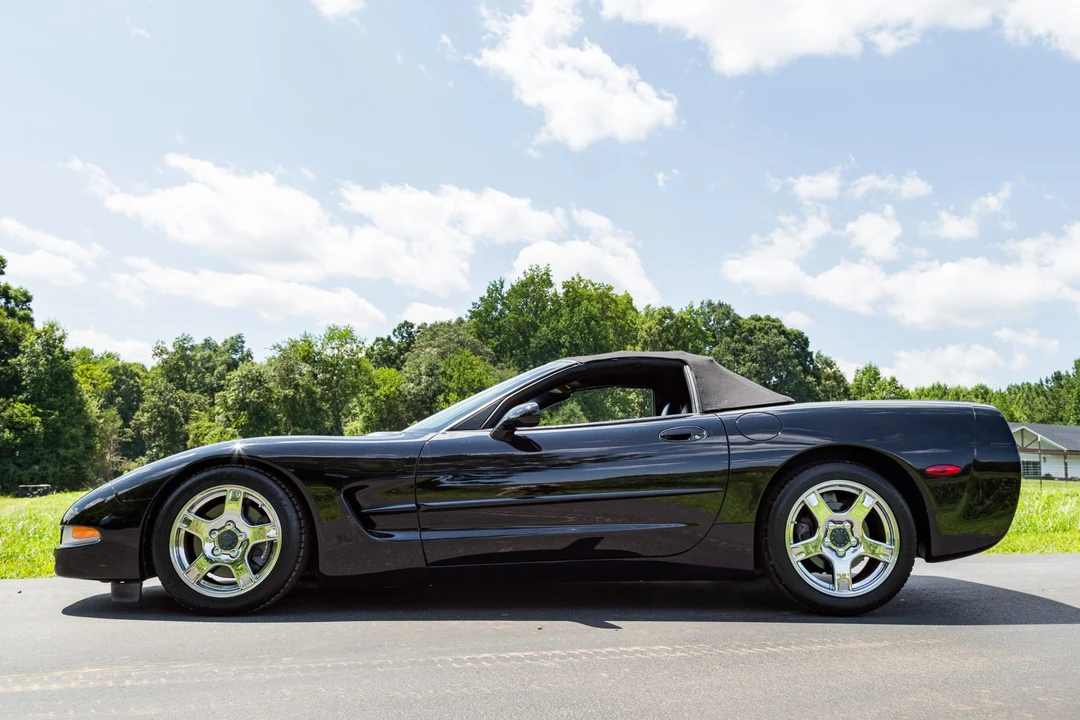 1998 Chevrolet Corvette C5 - Image 17 of 31